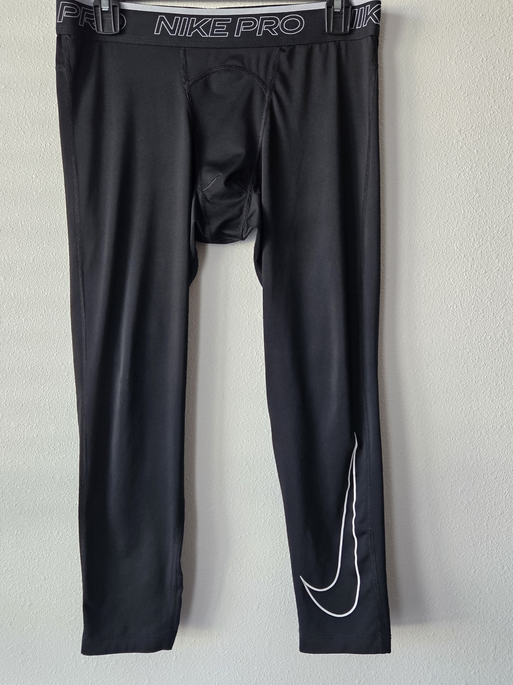 Nike Pro Black Athletic Compression Tights with White Swoosh Size XL